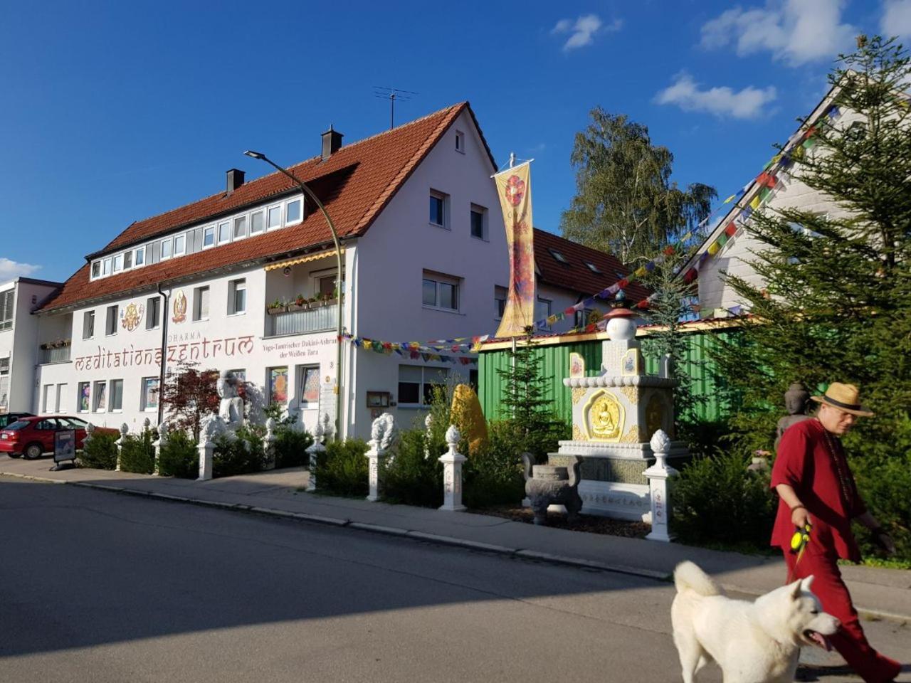 Hotel Seminarhaus Arya Maitreya à Kaufbeuren Extérieur photo
